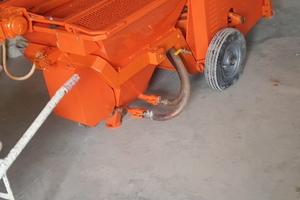 macchina intonacatrice