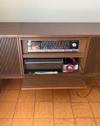 Mobile stereo anni ‘70