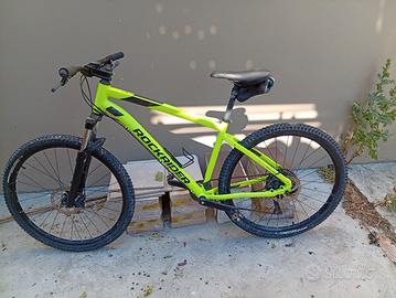 MTB rockrider ST350