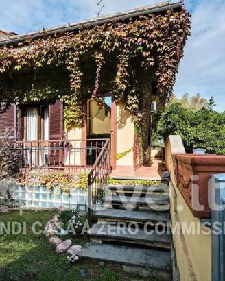 Villa di 150 m² con 3 locali e box auto a Roma