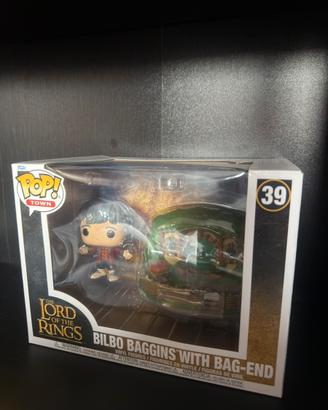 Funko pop Bilbo Baggins with bagend 39