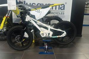 Husqvarna EE 1.20 ELETRIC BALANCE