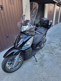 Kymco People 300 GTI - 2015