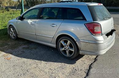 OPEL Astra 3ª serie - 2009