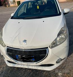 Peugeot 208 usata