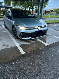 Golf R-Line