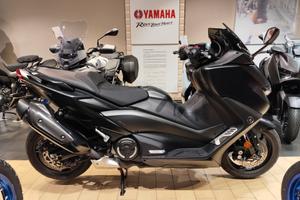 Yamaha TMAX 560