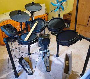 Batteria elettronica alesis nitro mesh kit + cassa