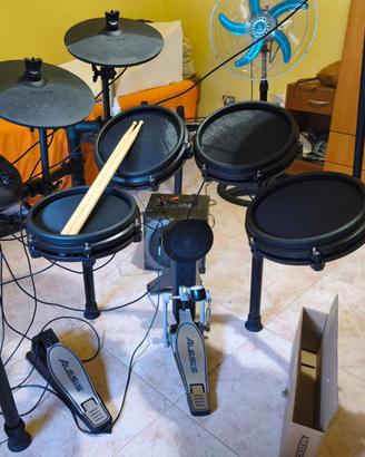 Batteria elettronica alesis nitro mesh kit + cassa