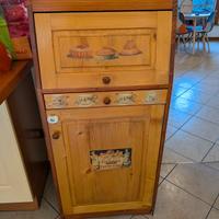 Credenza portavivande in legno 