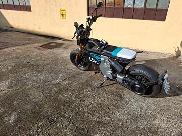 BMW CE 02 (11Kw) - 2024