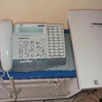 Centralino telefonico PROMELIT più un telefono