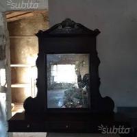 Specchiera in arte povera