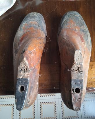 forme antiche per scarpe 
