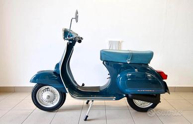 Vespa et3 125 blue jenas
