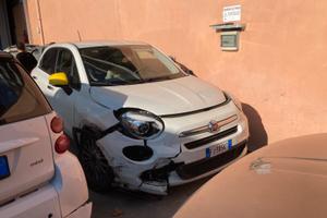 Fiat 500x loung 1.6 mjet sinistrata / incidentata