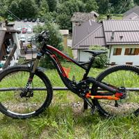 Bicicletta enduro gt