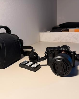 Macchina fotografica Sony a7+Obiettivo Sony FE