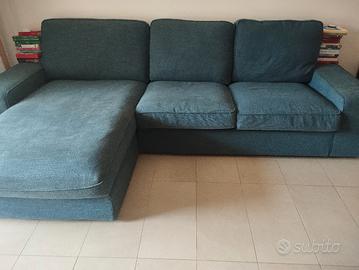 Divano Ikea Kivik 3 posti con chaise longue