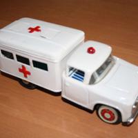 AMBULANZA IN LATTA ANNI 60