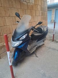 scooter Suzuki 