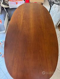 Tavolo ellittico in noce massello
