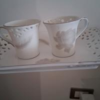 vassoio piu due tazzine