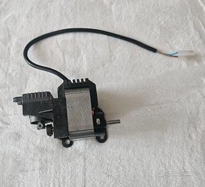 POMPA PER MACCHINA SOTTOVUOTO 18LPM 230V