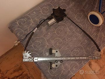 motorino alzacristalli lato sx Opel agila