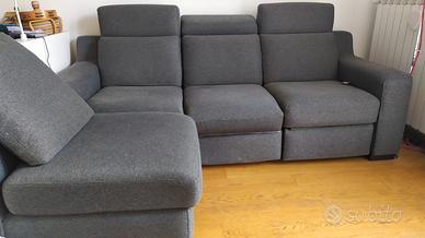 Divano  con chaise loungue