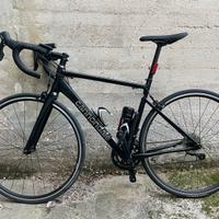 Bici da corsa - Cannondale CAAD Optimo 2