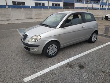 Lancia Ypsilon 1.3 Multijet Perfetta 