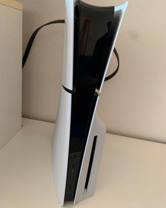 Playstation 5 da 1 TB + 6 giochi formato digitale