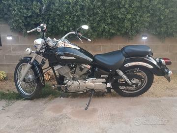 Moto Yamaha Dragstar 125