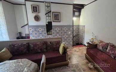 Casa indipendente di 135 m² con 3 locali e box aut