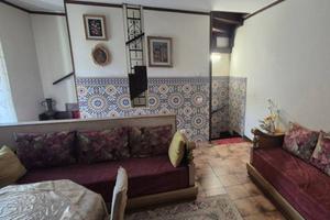 Casa indipendente di 135 m² con 3 locali e box aut