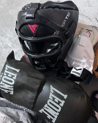 Kit casco guantoni e para genitali