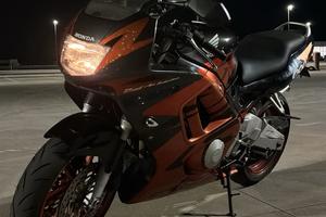 CBR 600