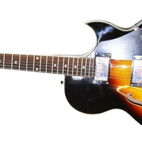 Chitarra semiacustica cassa alta Cherrystone