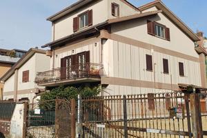 4 LOCALI A ROMA