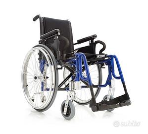 Carrozzina pieghevole sedia a rotelle NUOVA