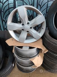 4 cerchi Jeep Grand Cherokee 2011