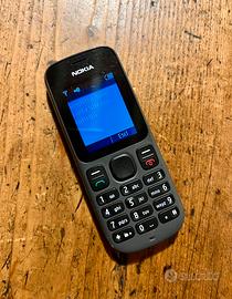Cellulare Nokia anni 2000 molto ben conservato
