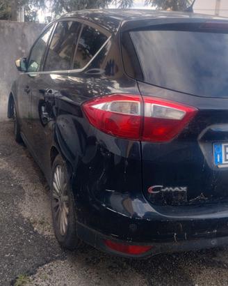 Ford c-max anno 2011 completa o  ricambi