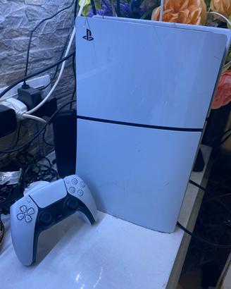 PlayStation 5 Slim – Perfetta nel funzionamento