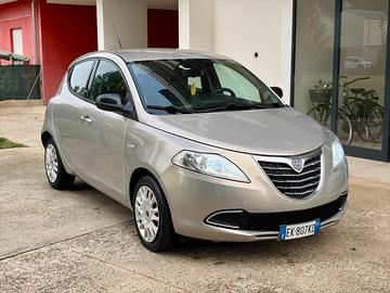 Lancia Ypsilon 1.3 MJT Platinum