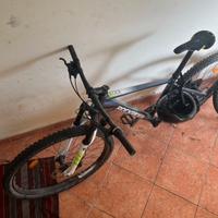 Mountain Bike RockRider XC100 29