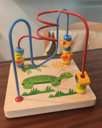 Labirinto di perline in legno per bambini