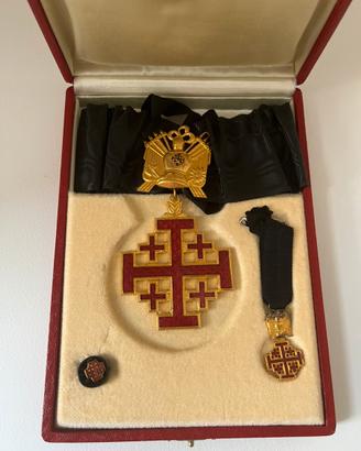 Completo Ordine Equestre del Santo Sepolcro