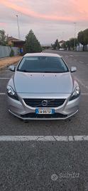 Volvo V40 1.6